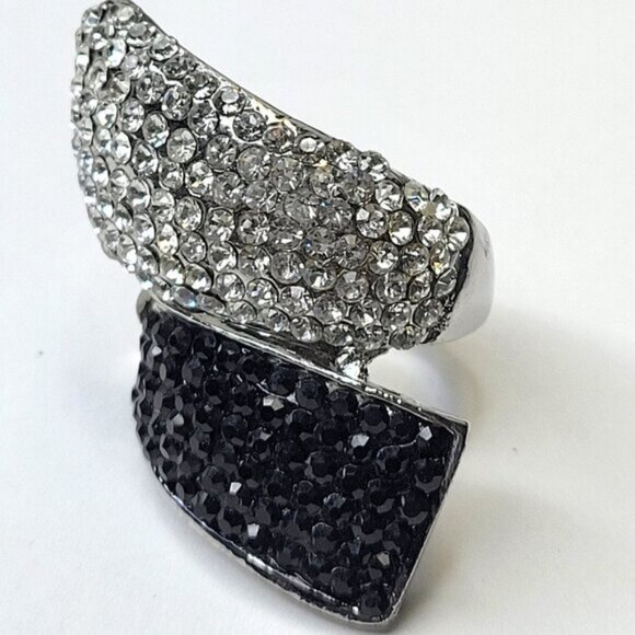 Huge Black and Silver Crystal Fashion Cocktail Ring - Size 5 - Picture 6 of 11